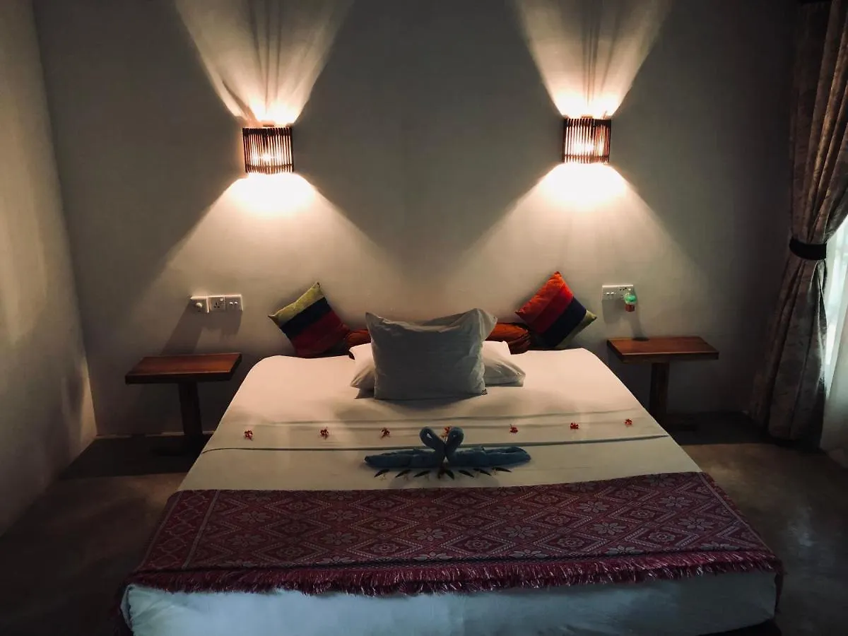 Grand Freedom Bed and Breakfast Sigiriya 2*,