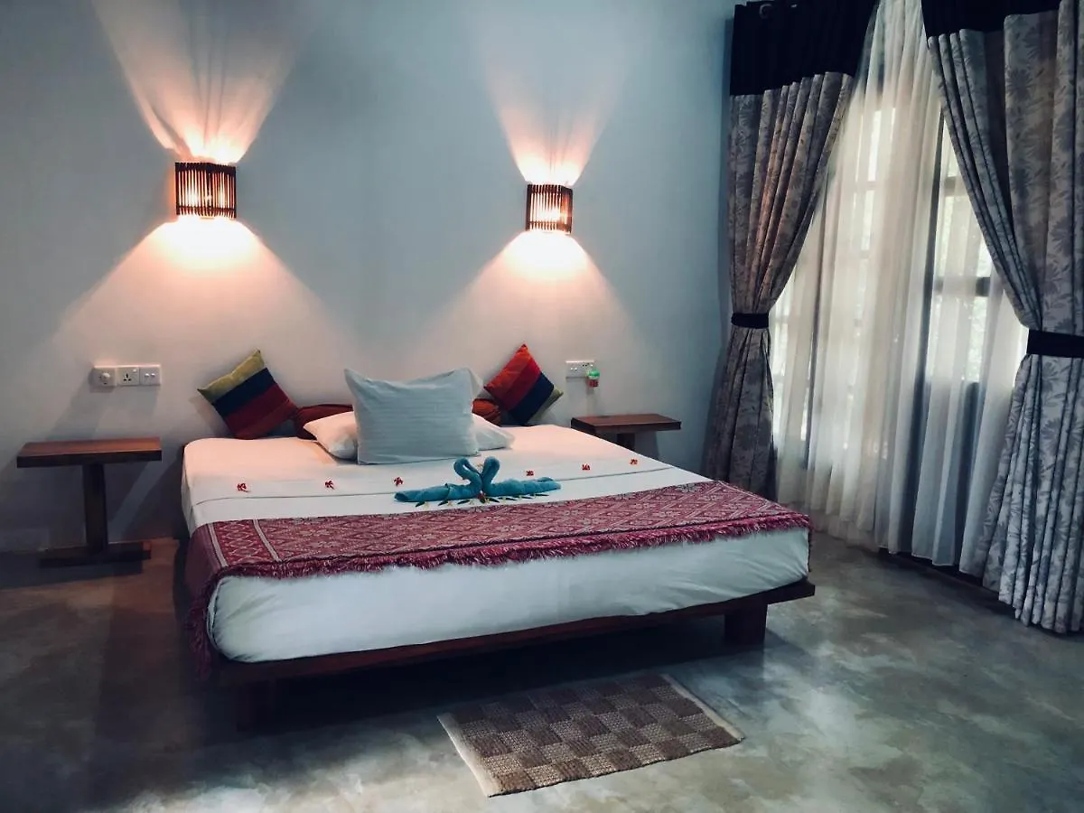 Grand Freedom Bed and Breakfast Sigiriya 2*,  Sri Lanka